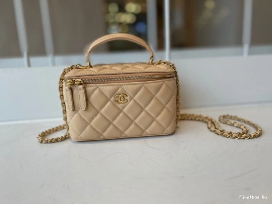 First Bag Ru CASE VANITY CHANEL 0818